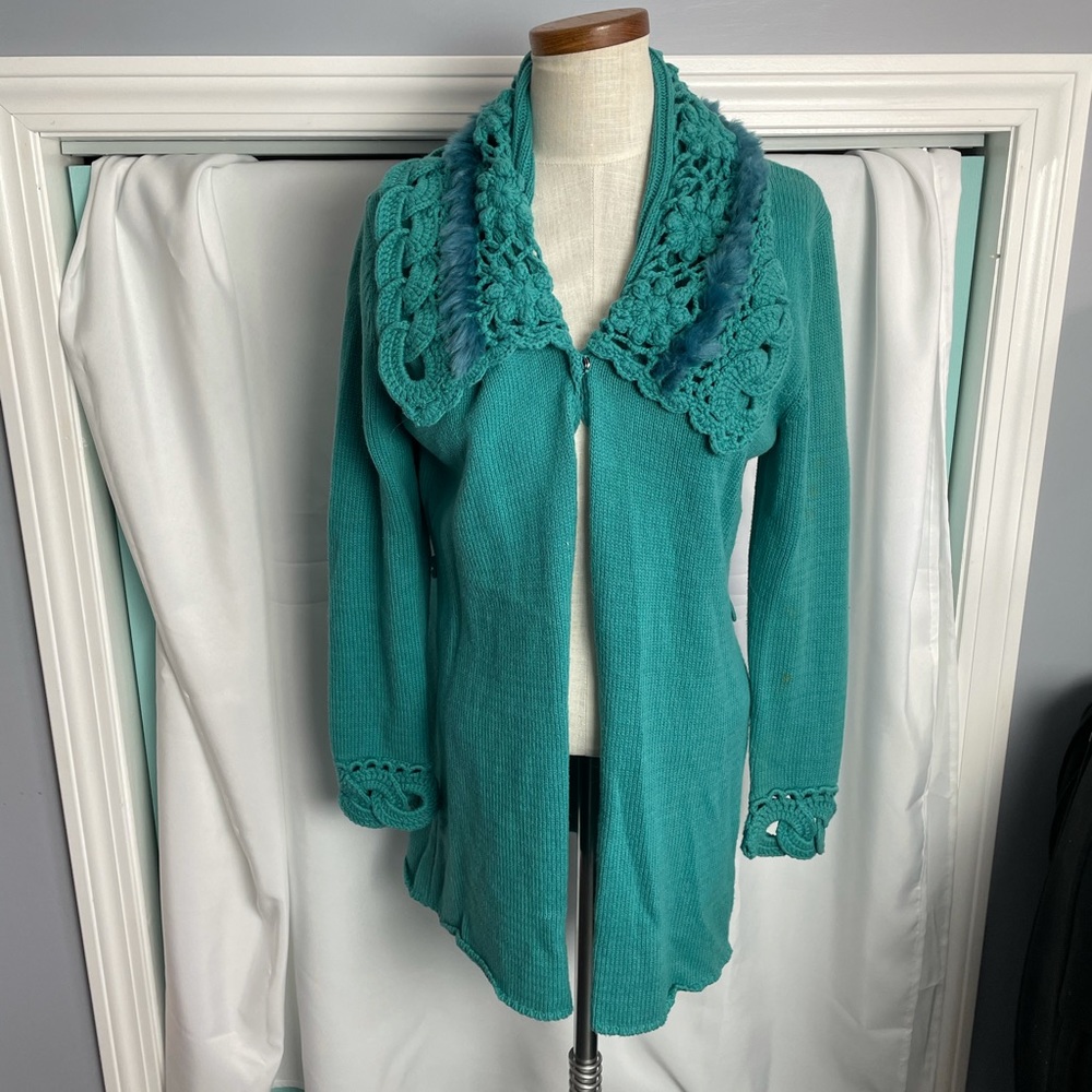 Teal cardigan with fur neckline size Xs